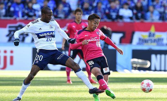 鹿岛鹿角阵容深度显著，替补席也能决定比赛走向的简单介绍