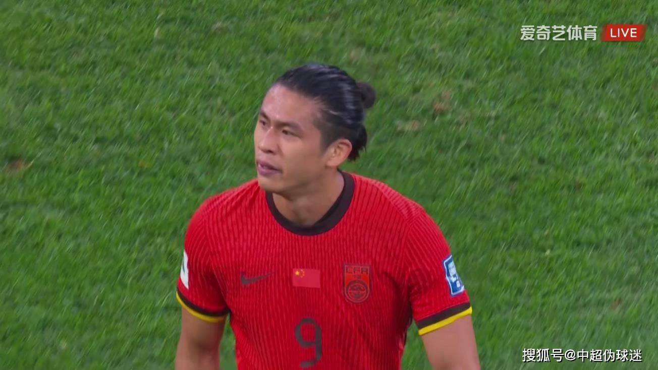 平博娱乐-包含东亚杯-张玉宁失单刀国足0-2不敌日本遭两连败的词条