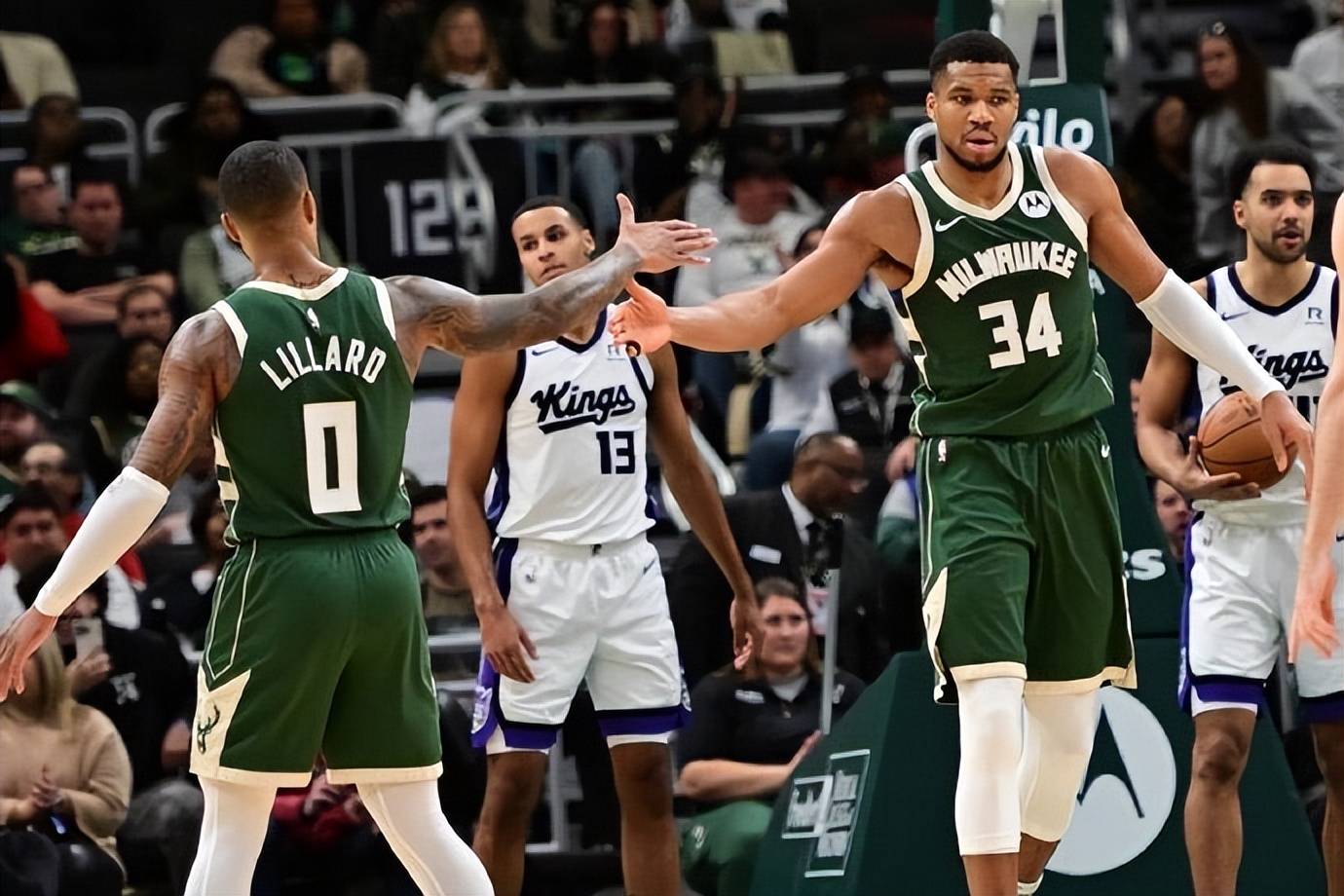 平博体育试玩-NBA自由市场第2天！雄鹿裁利拉德签特纳，瓦兰换萨里奇S的简单介绍