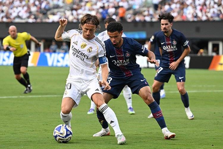 平博中国官网-世俱杯-登贝莱传射法比安双响巴黎4-0皇马进决赛