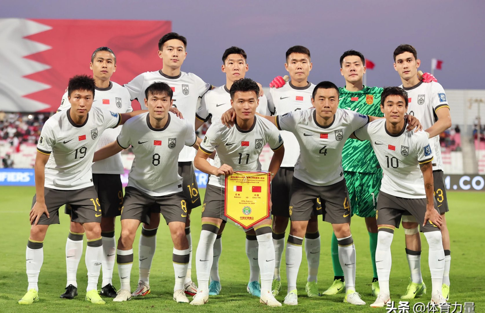 国际足坛：中国队势如破竹，取胜顺利